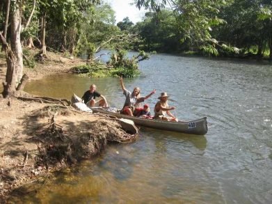Kanutour auf dem Belize River